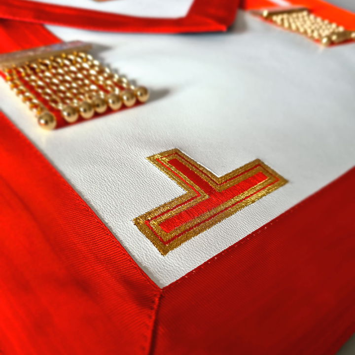 VENERABLE MASTER APRON AASR LEATHER